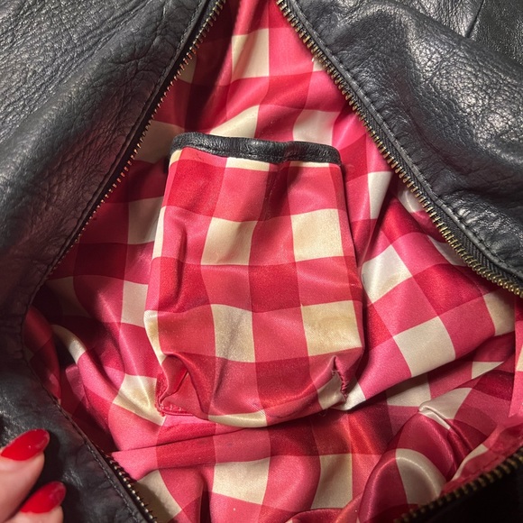 Betsey Johnson Tuxedo stud handbag - Picture 7 of 8